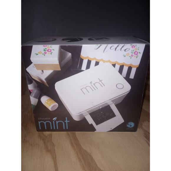 Silhouette Mint Used With Box Custom Stamps - Picture 1 of 3